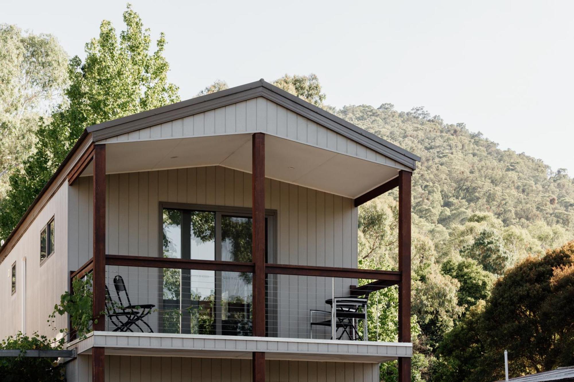 Big4 Tasman Holiday Parks - Bright Exteriör bild